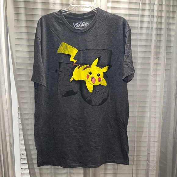 Pokemon Other - POKÉMON Pikachu Men’s T-shirt. Sz XL.